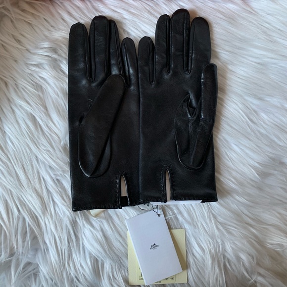 🎊Sold🎊New Hermès Lambskin Soya Kelly Lock Gloves - Picture 4 of 8